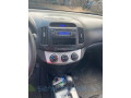 une-belle-voiture-neuve-small-2